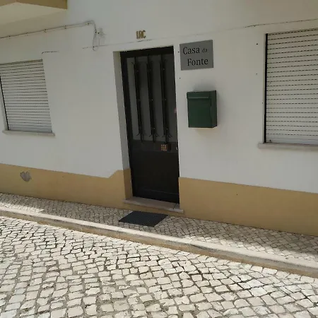 Casa Da Fonte Sitio Da Ferienhaus Nazaré
